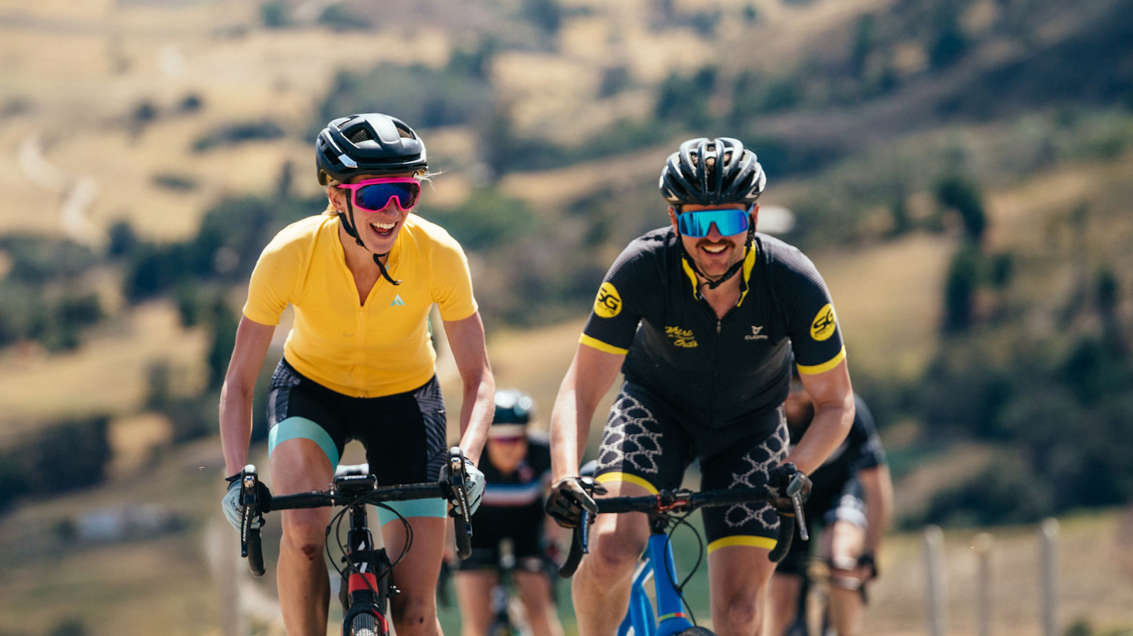 Gravel Grinding Colombia: Transformation on Two Wheels