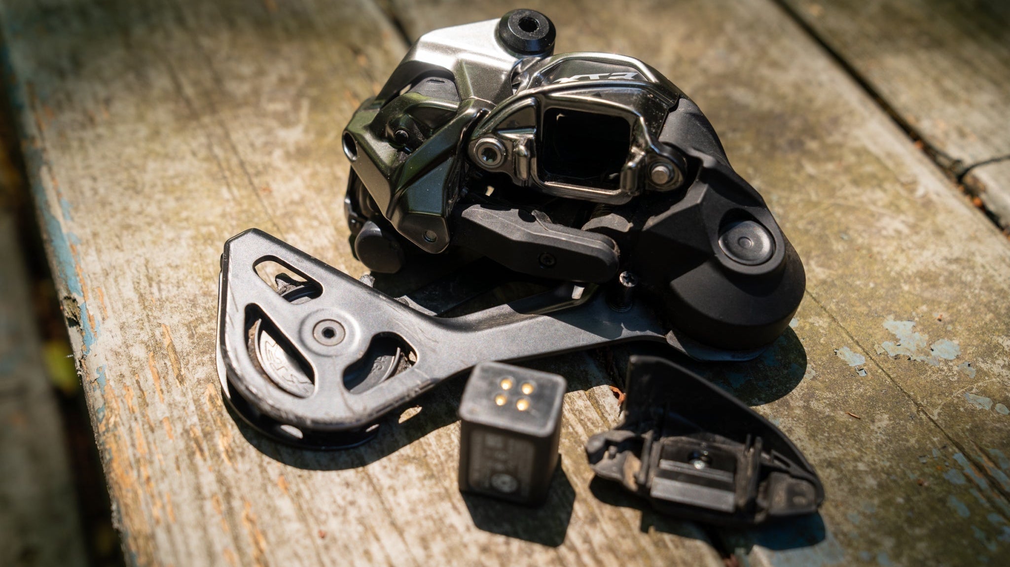 Just Fancy Rebranding? Our breakdown of the new Shimano GRX Di2 vs XTR Di2